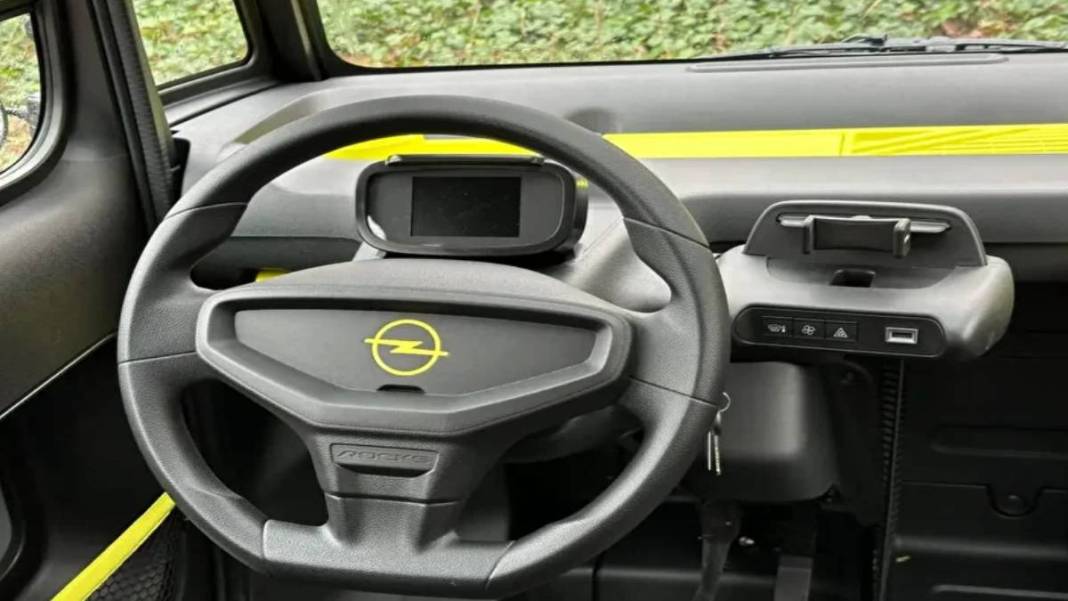 400 bin TL'ye elektrikli otomobil fırsatı! Ne ehliyet ne vergi de yakıt masrafı var, 15 yaşındakiler bile sürebilir 5